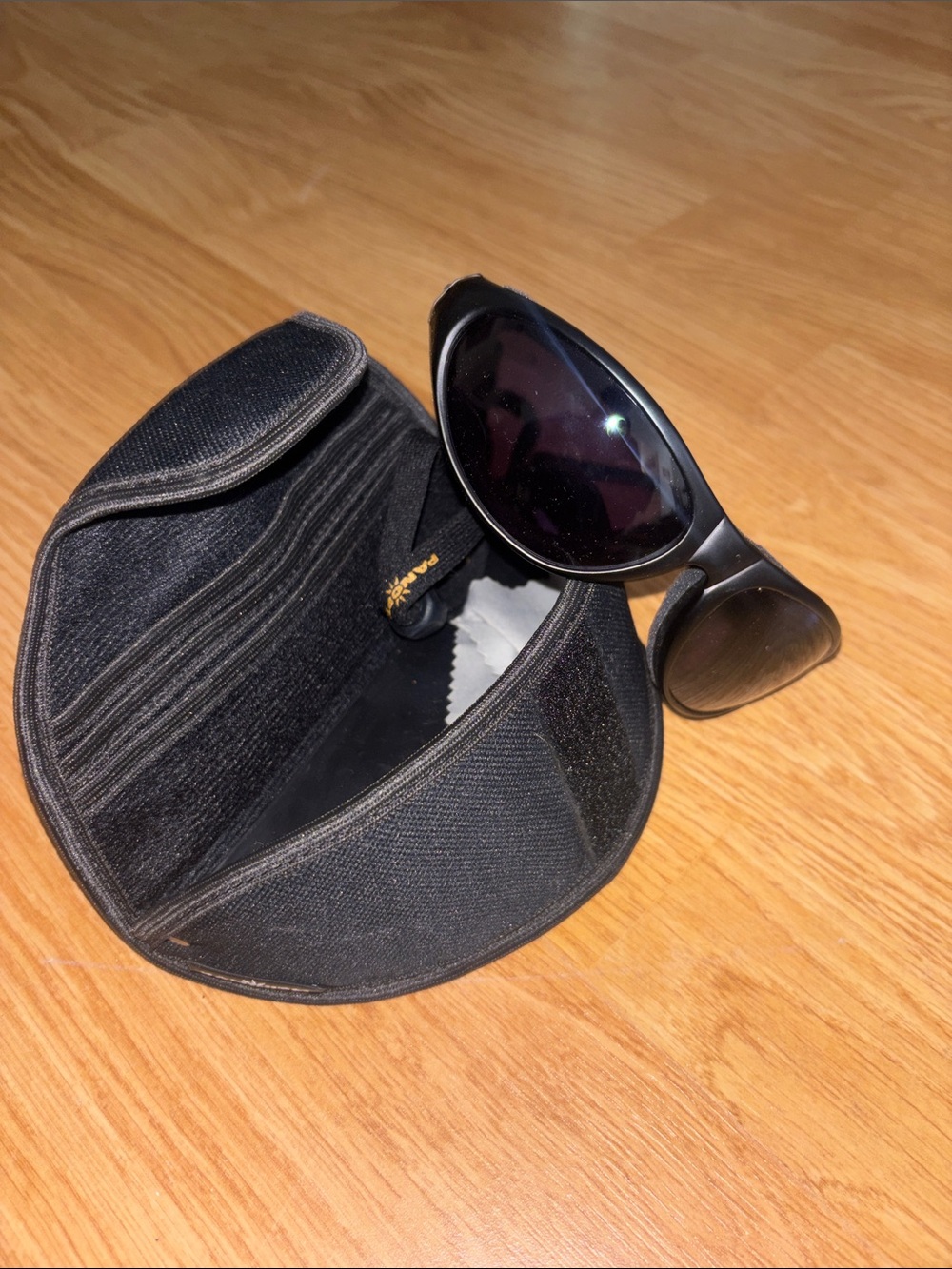 PanoPTX WINDLESS EYEWEAR Black Wrap Sunglasses with Soft Case
